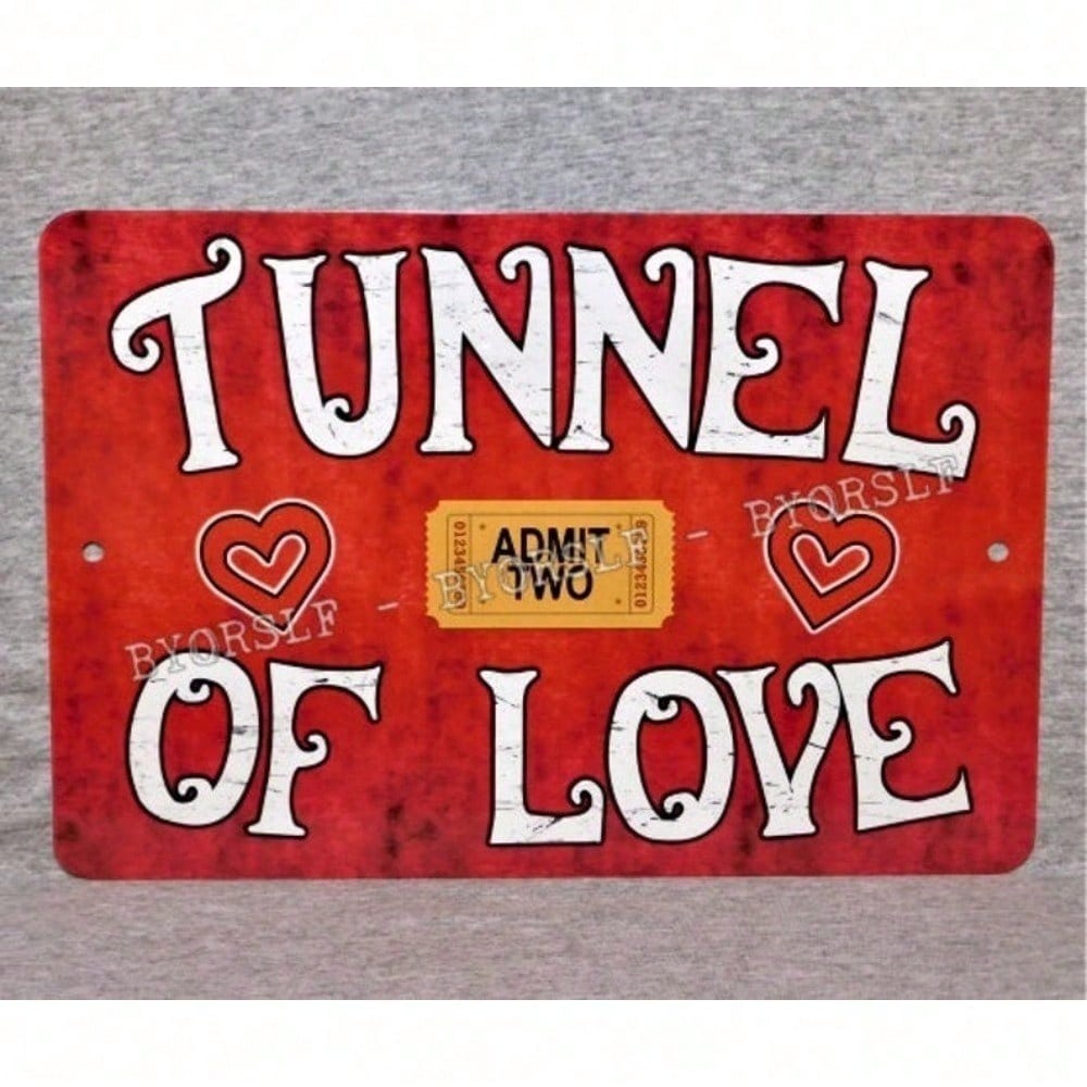 Home Decor Trend 2026 - Vintage Valentine's 
