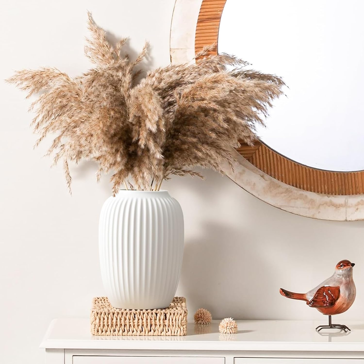 White Ceramic Vase for Modern  – обзор и цена Home Decor Location